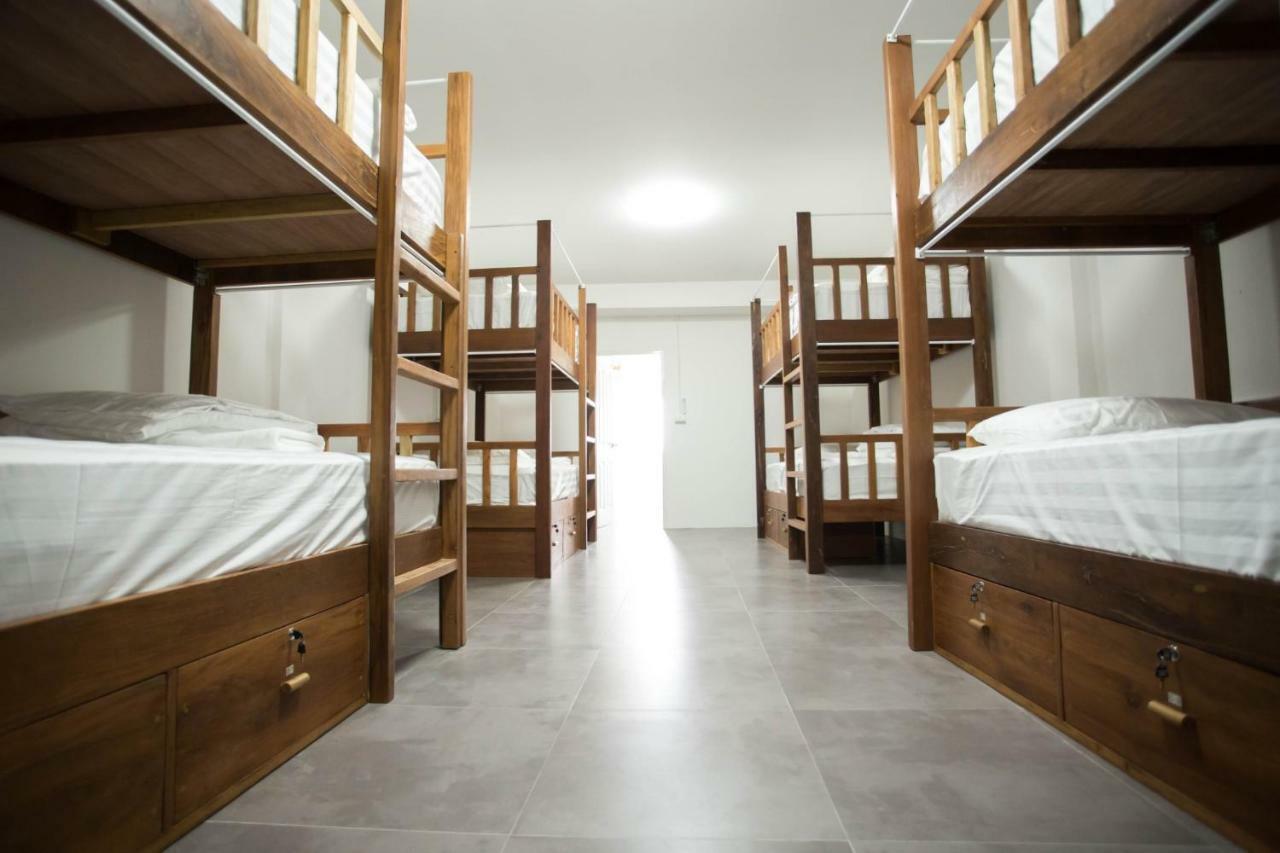 Yha Thapae Station Hostel Чиангмай Екстериор снимка